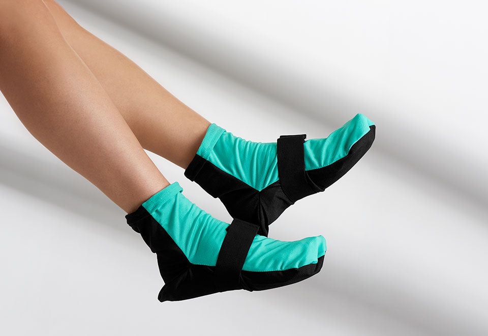 Hot and Cold Pain Relieving Gel Socks